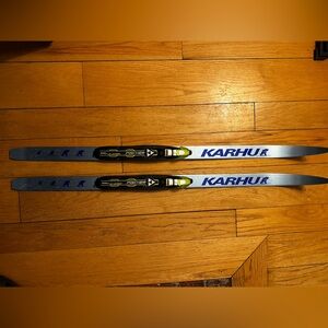 Karhu Youth Cross-Country Skis with Fischer Bindings